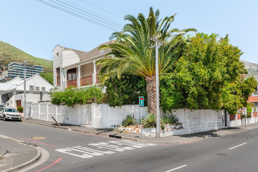 Sylverton 1 in Sea Point — photo 18