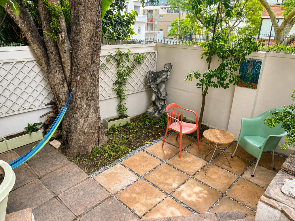 Sylverton 2 in Sea Point — photo 17